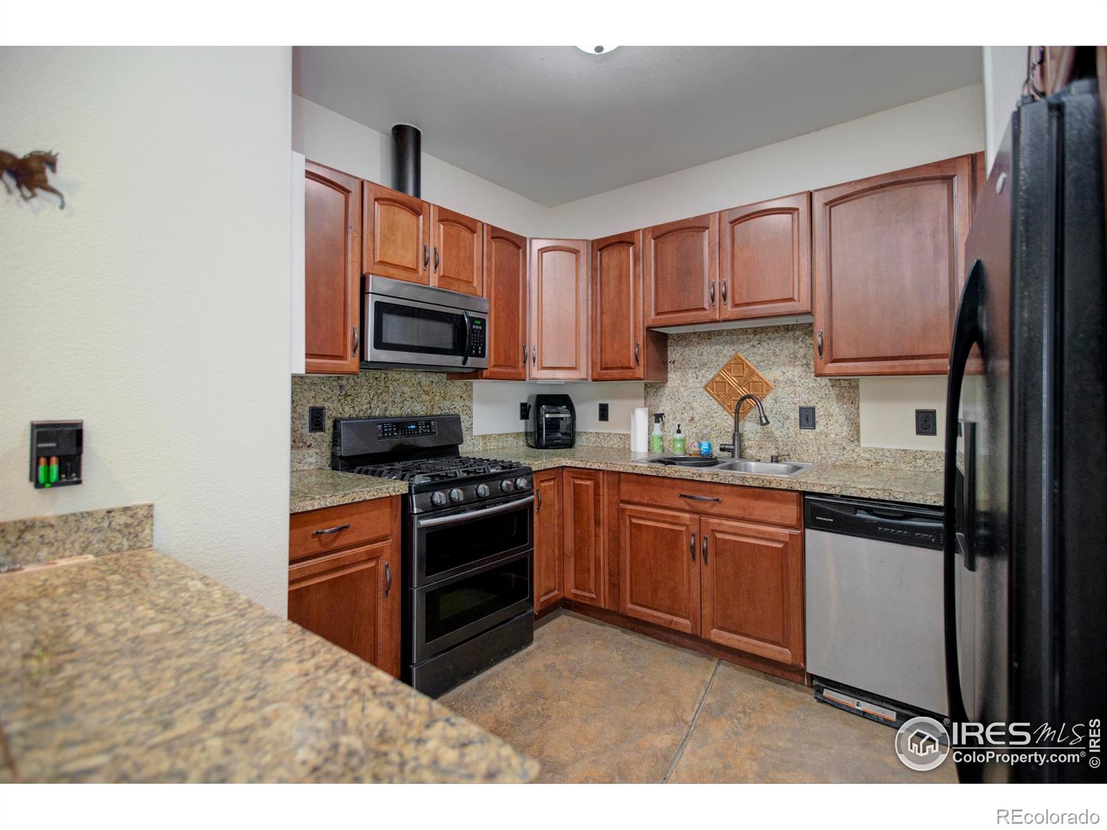 MLS Image #30 for 871 n county road 23e ,berthoud, Colorado