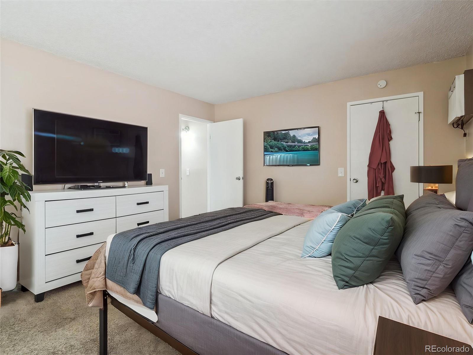 MLS Image #9 for 381 s ames street,lakewood, Colorado