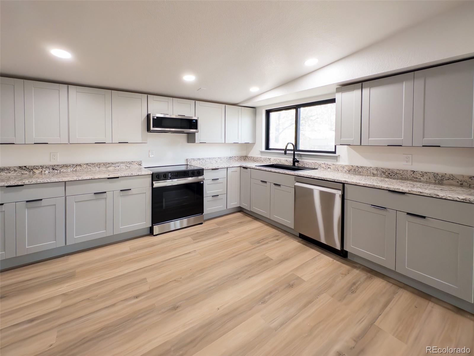 MLS Image #4 for 4476 s grant street,englewood, Colorado