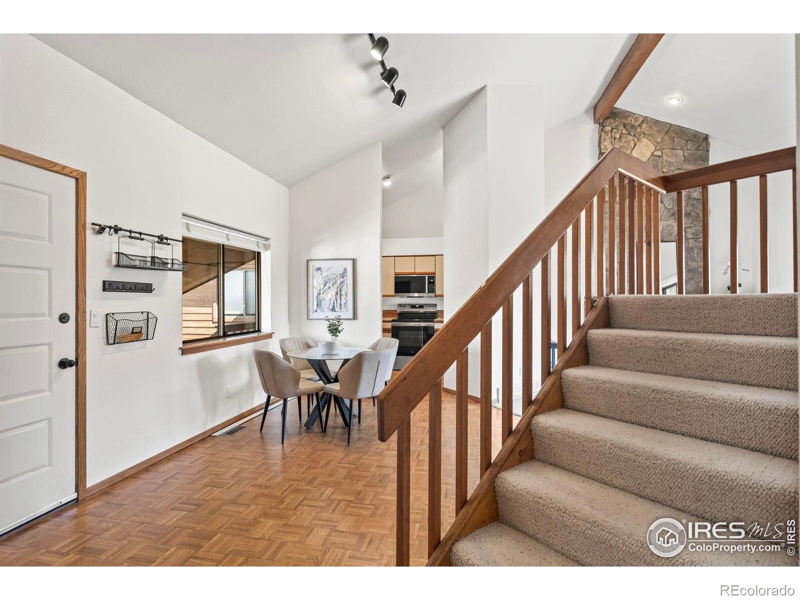 MLS Image #5 for 501  manhattan drive,boulder, Colorado