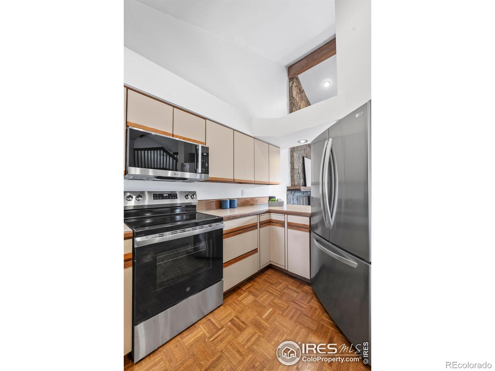 MLS Image #9 for 501  manhattan drive,boulder, Colorado