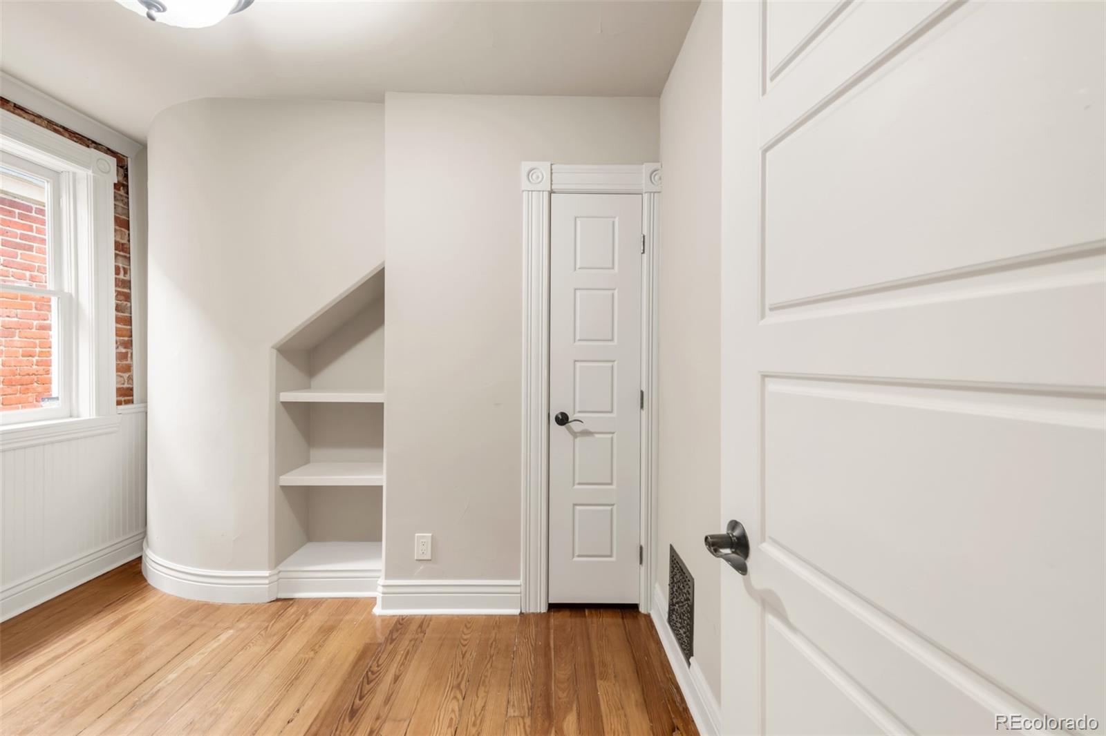 MLS Image #12 for 120  cherokee street,denver, Colorado
