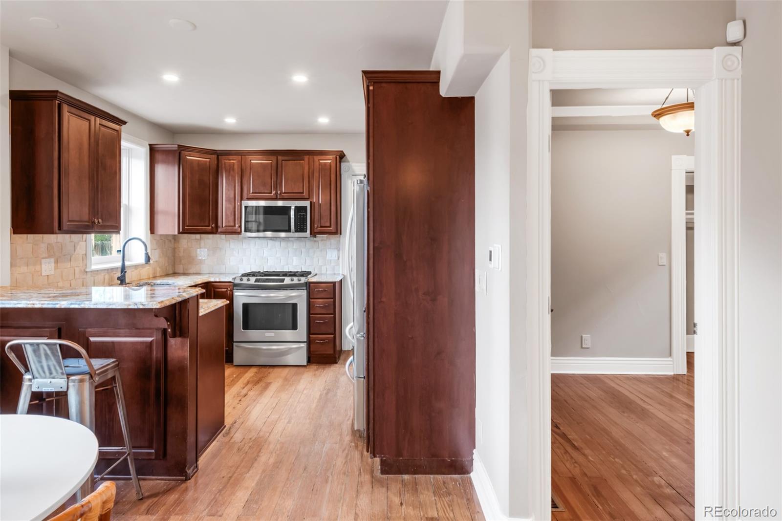 MLS Image #6 for 120  cherokee street,denver, Colorado