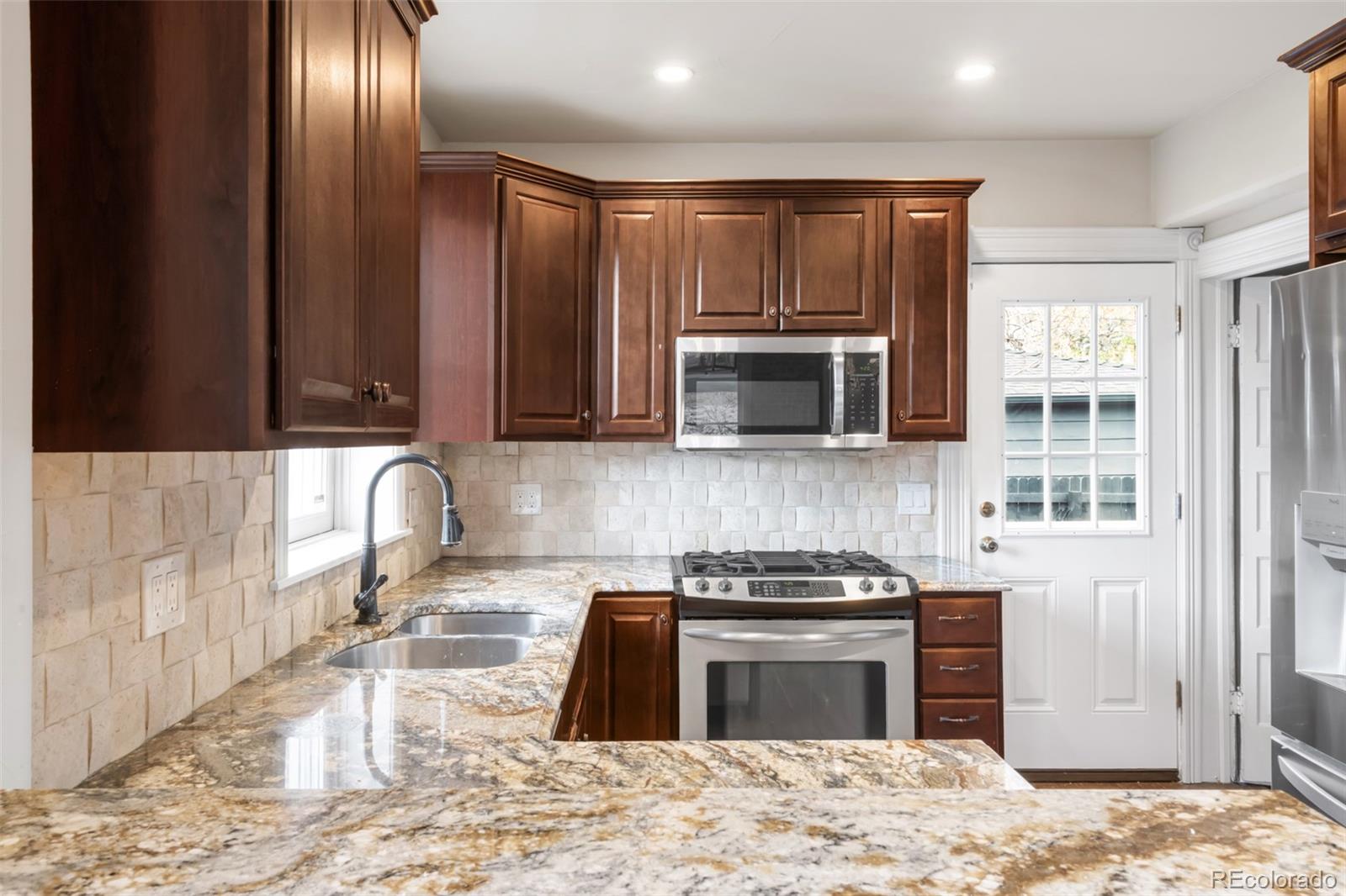 MLS Image #8 for 120  cherokee street,denver, Colorado