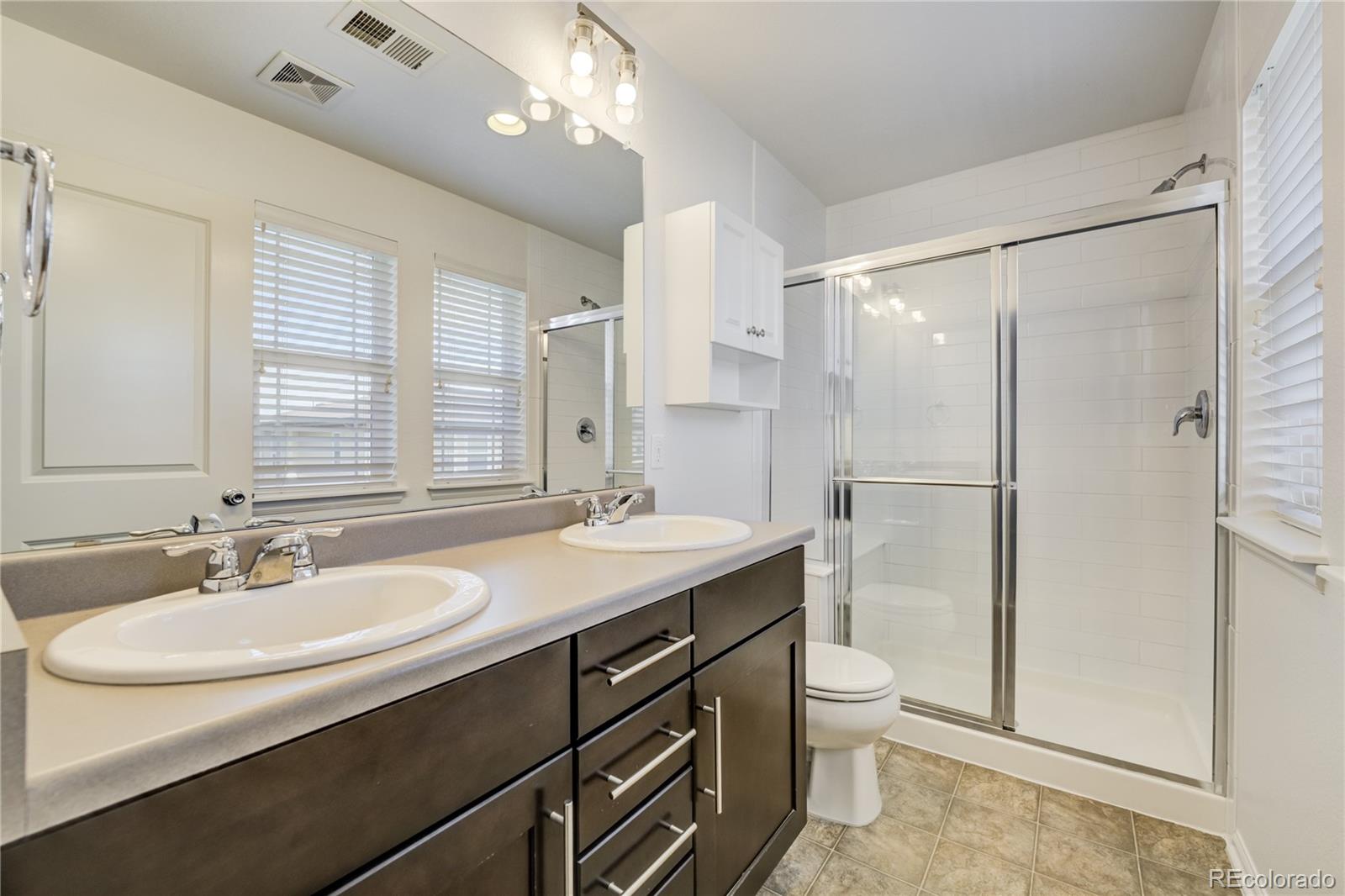 MLS Image #13 for 3386  valentia street,denver, Colorado
