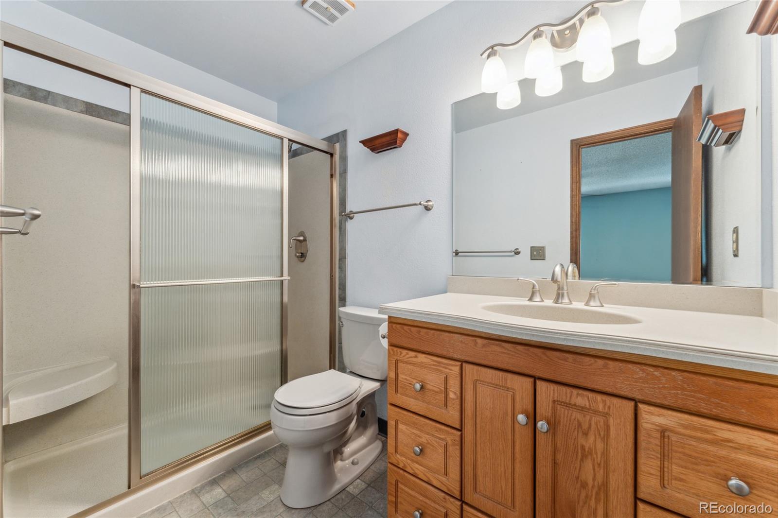 MLS Image #21 for 10208 e jewell avenue,aurora, Colorado