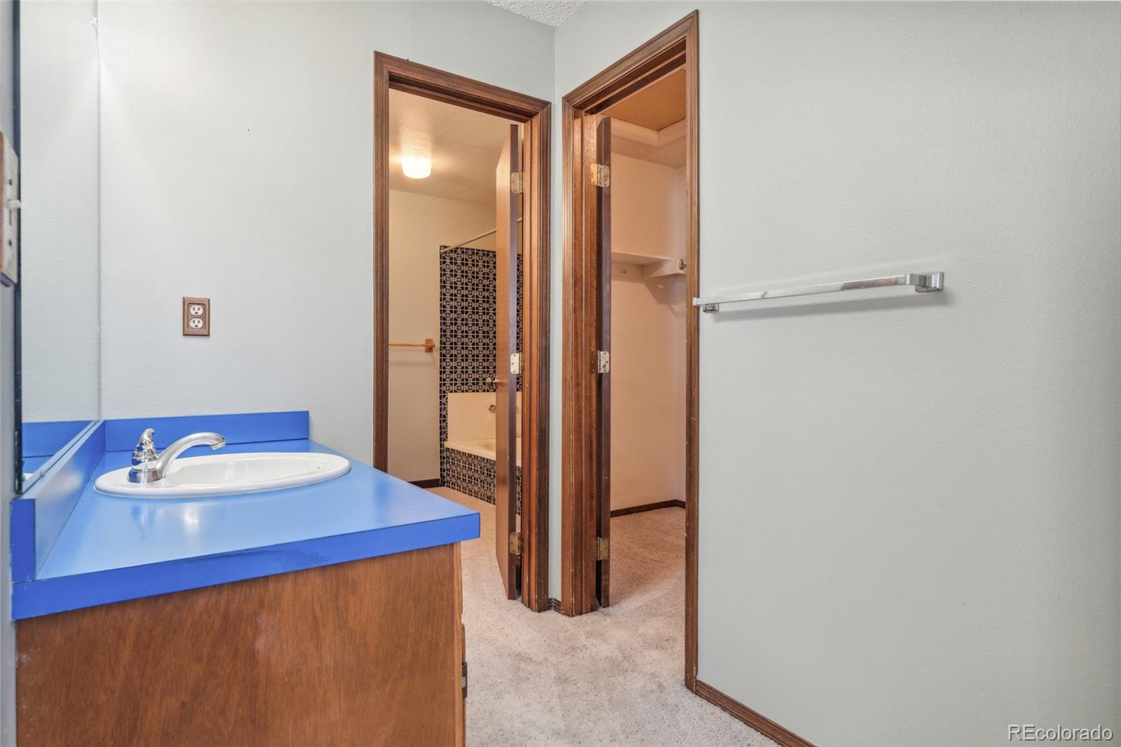MLS Image #25 for 10208 e jewell avenue,aurora, Colorado