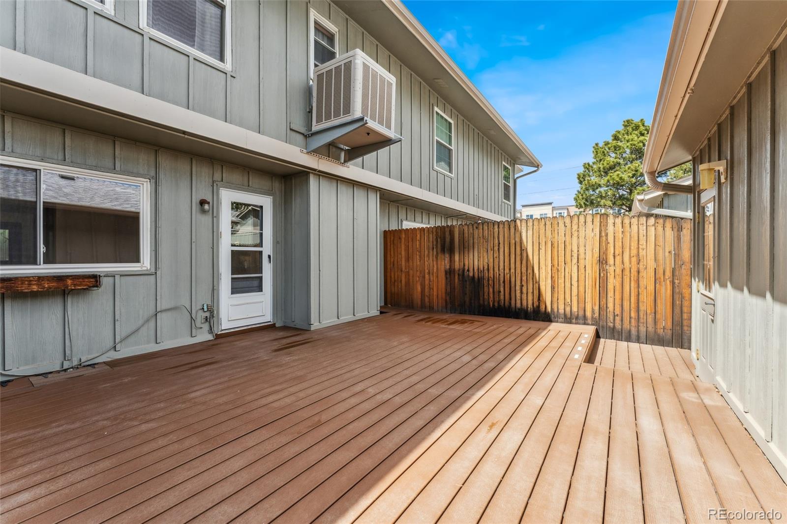 MLS Image #31 for 10208 e jewell avenue,aurora, Colorado