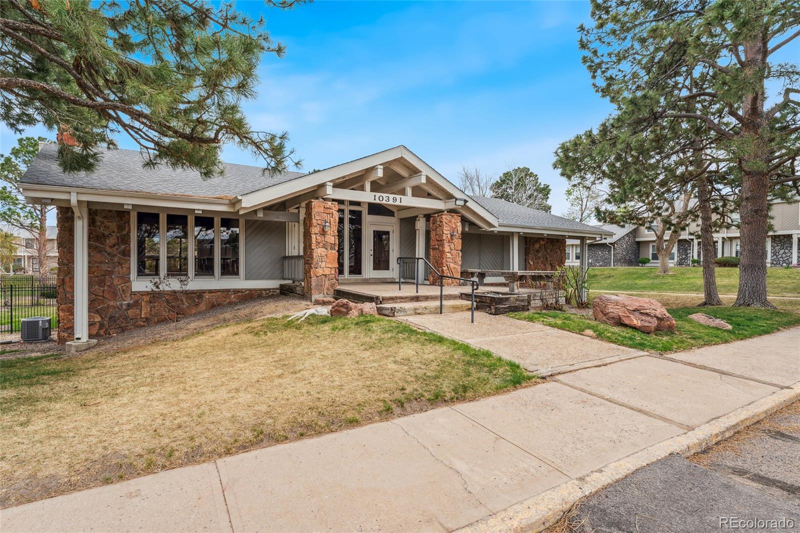 MLS Image #34 for 10208 e jewell avenue,aurora, Colorado