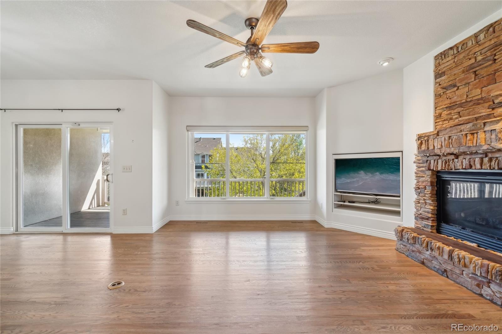 MLS Image #3 for 114  57th avenue,greeley, Colorado