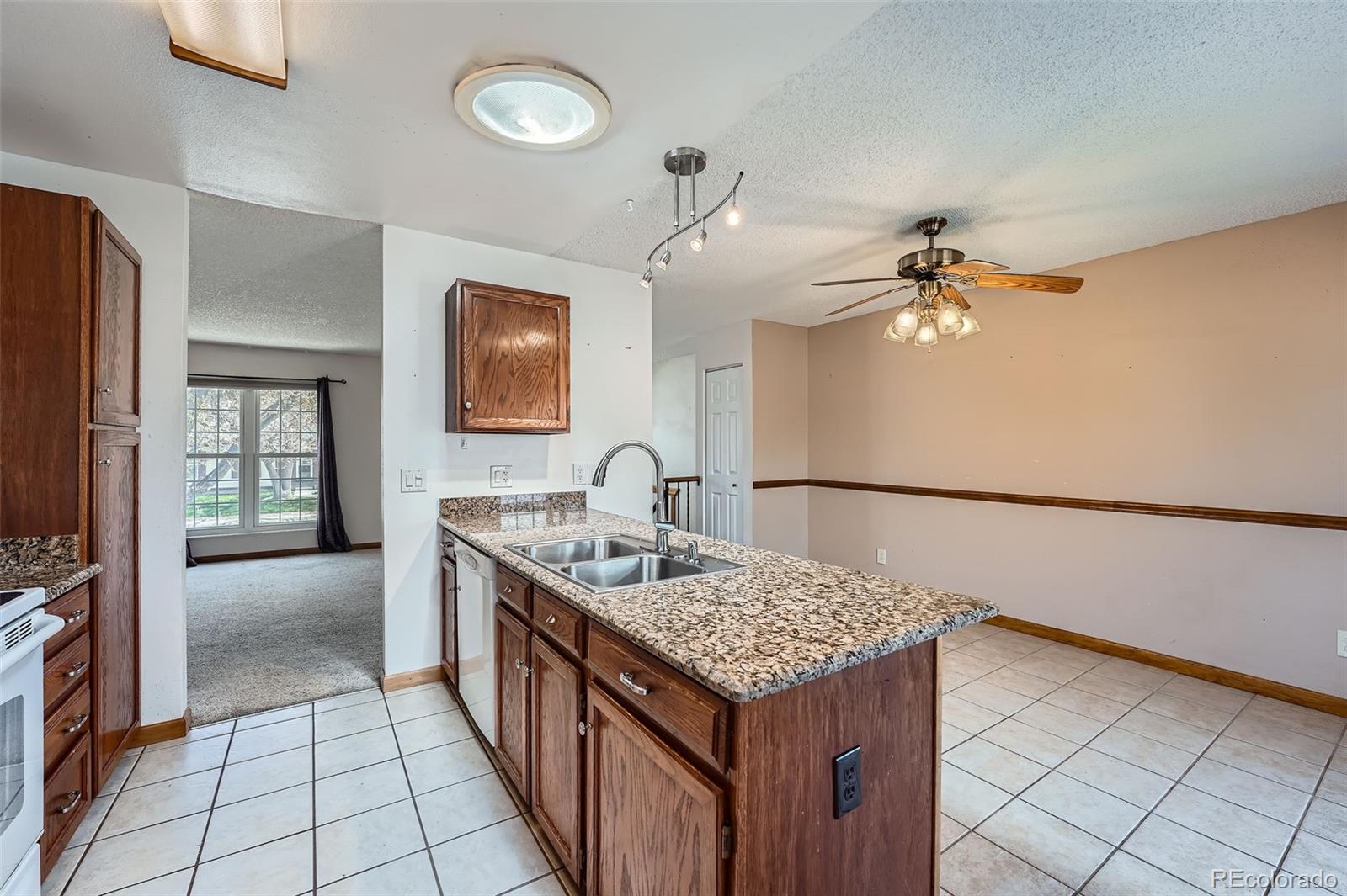 MLS Image #14 for 1207 s memphis street,aurora, Colorado