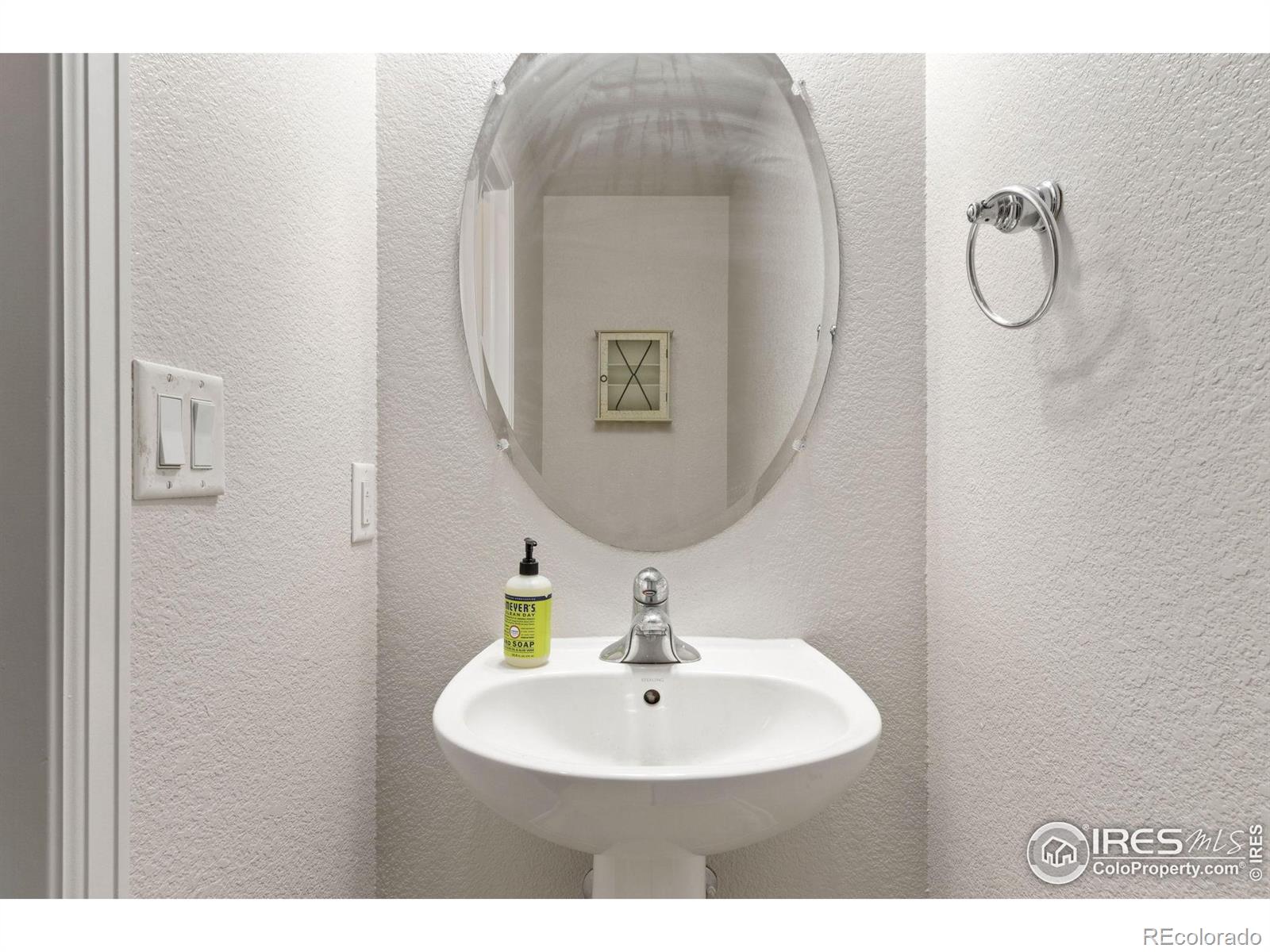 MLS Image #9 for 1403  curtiss court,fort collins, Colorado