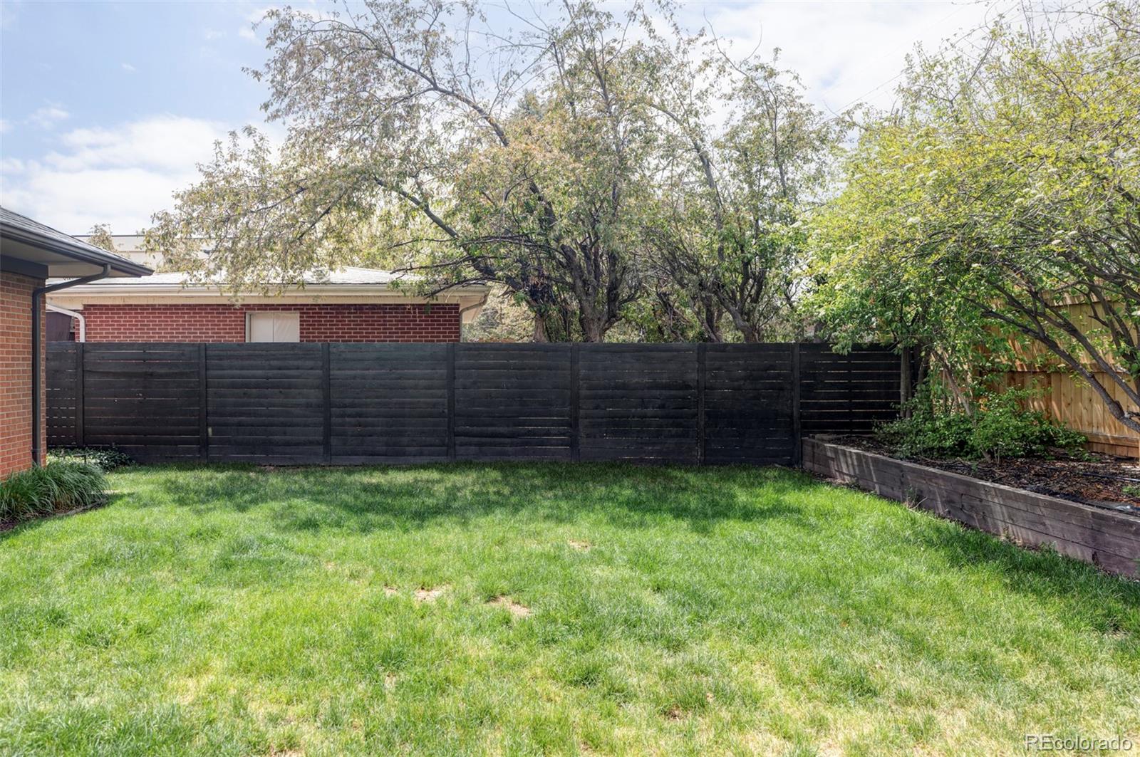 MLS Image #33 for 121 s ivy street,denver, Colorado