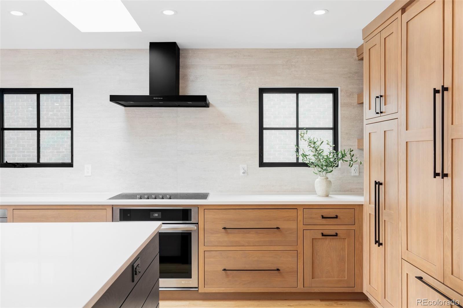 MLS Image #8 for 121 s ivy street,denver, Colorado