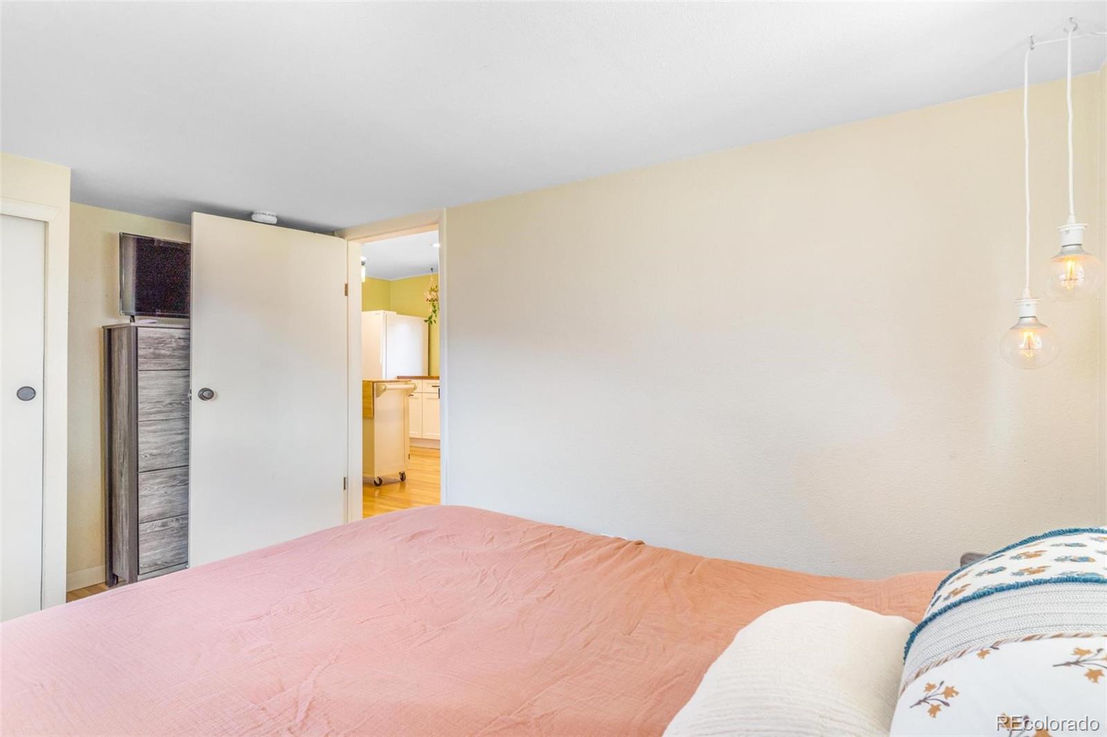 MLS Image #10 for 4476 s lincoln street,englewood, Colorado