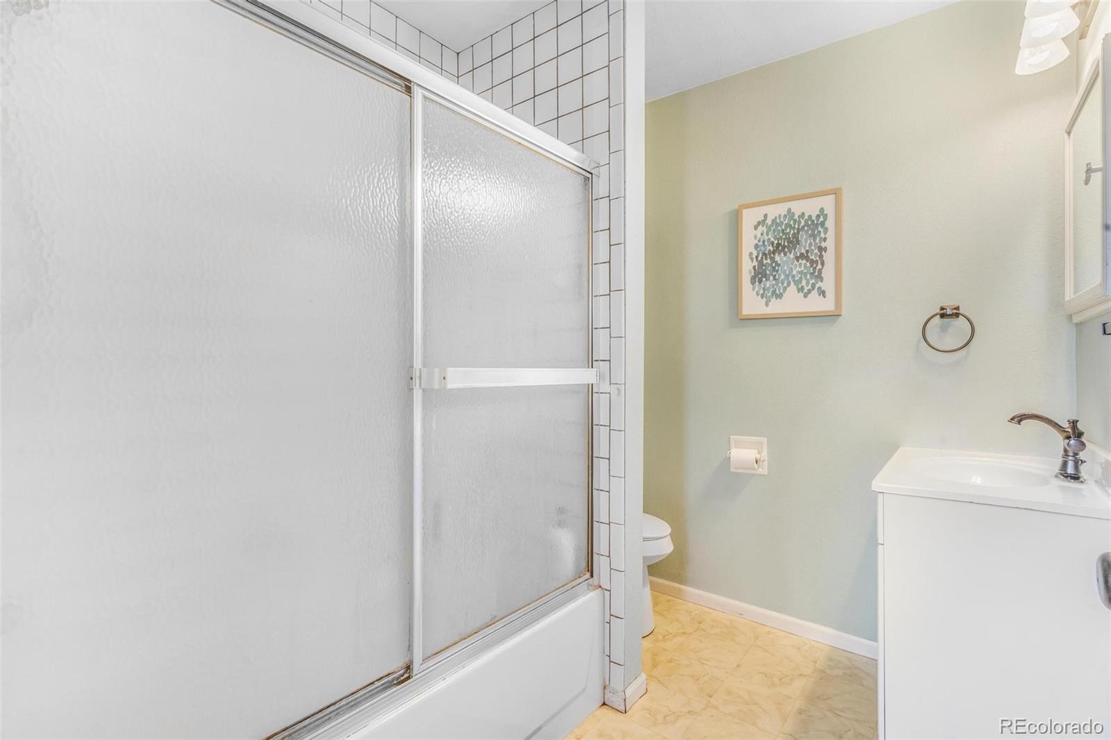 MLS Image #11 for 4476 s lincoln street,englewood, Colorado
