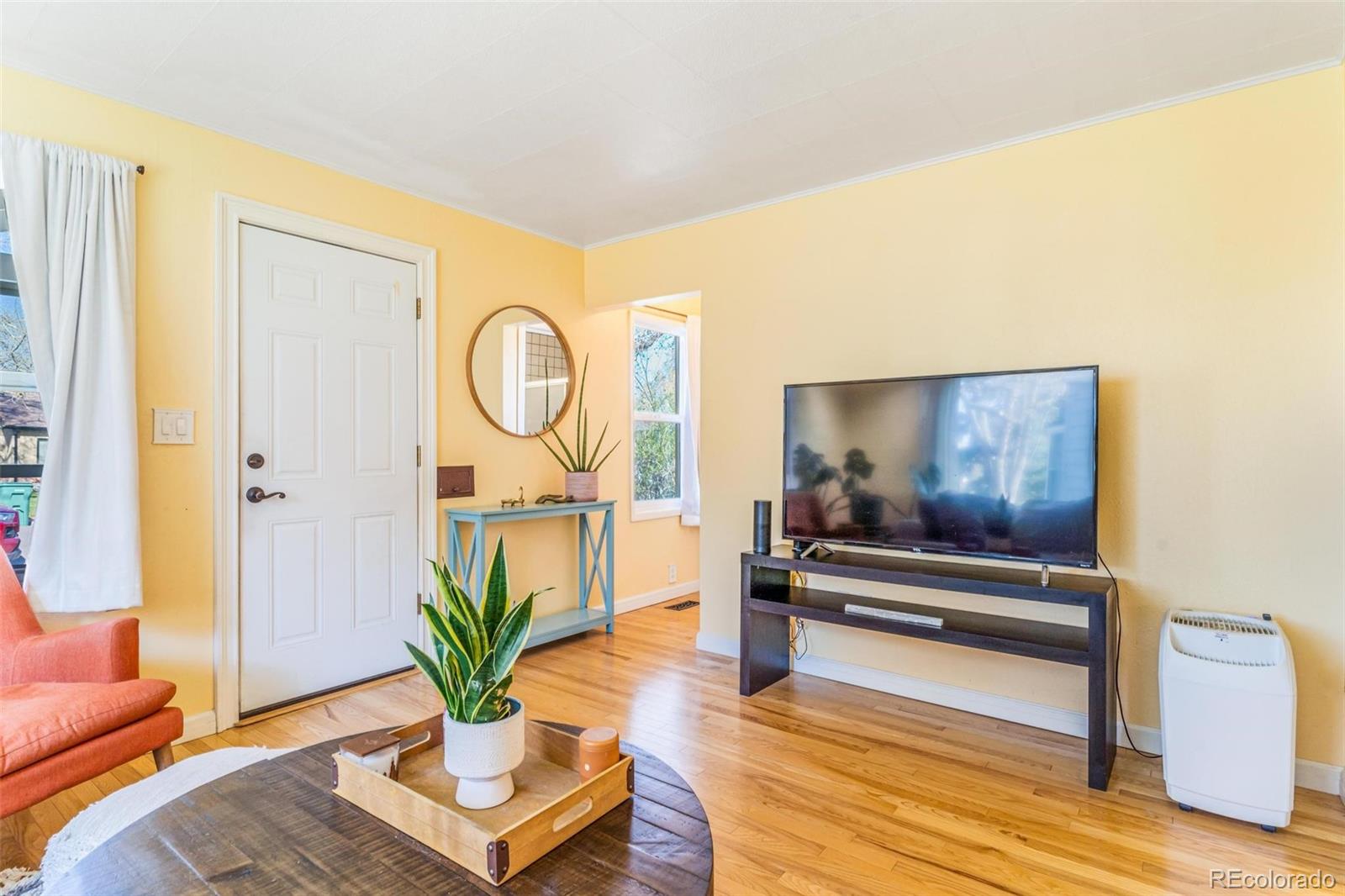 MLS Image #4 for 4476 s lincoln street,englewood, Colorado