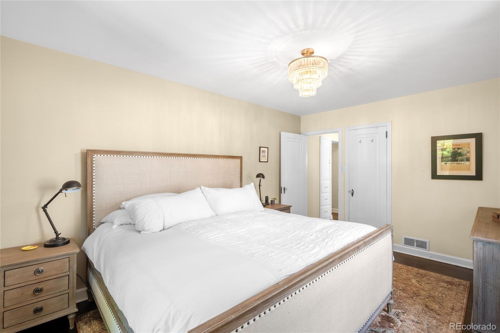 MLS Image #10 for 628  cherry street,denver, Colorado
