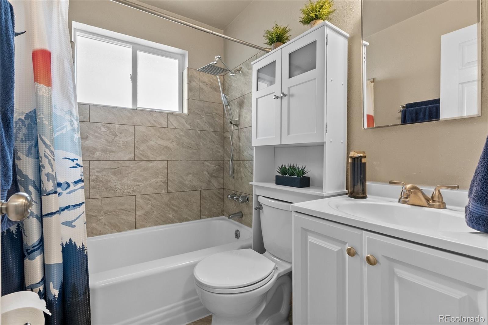 MLS Image #12 for 3667  hudson street,denver, Colorado