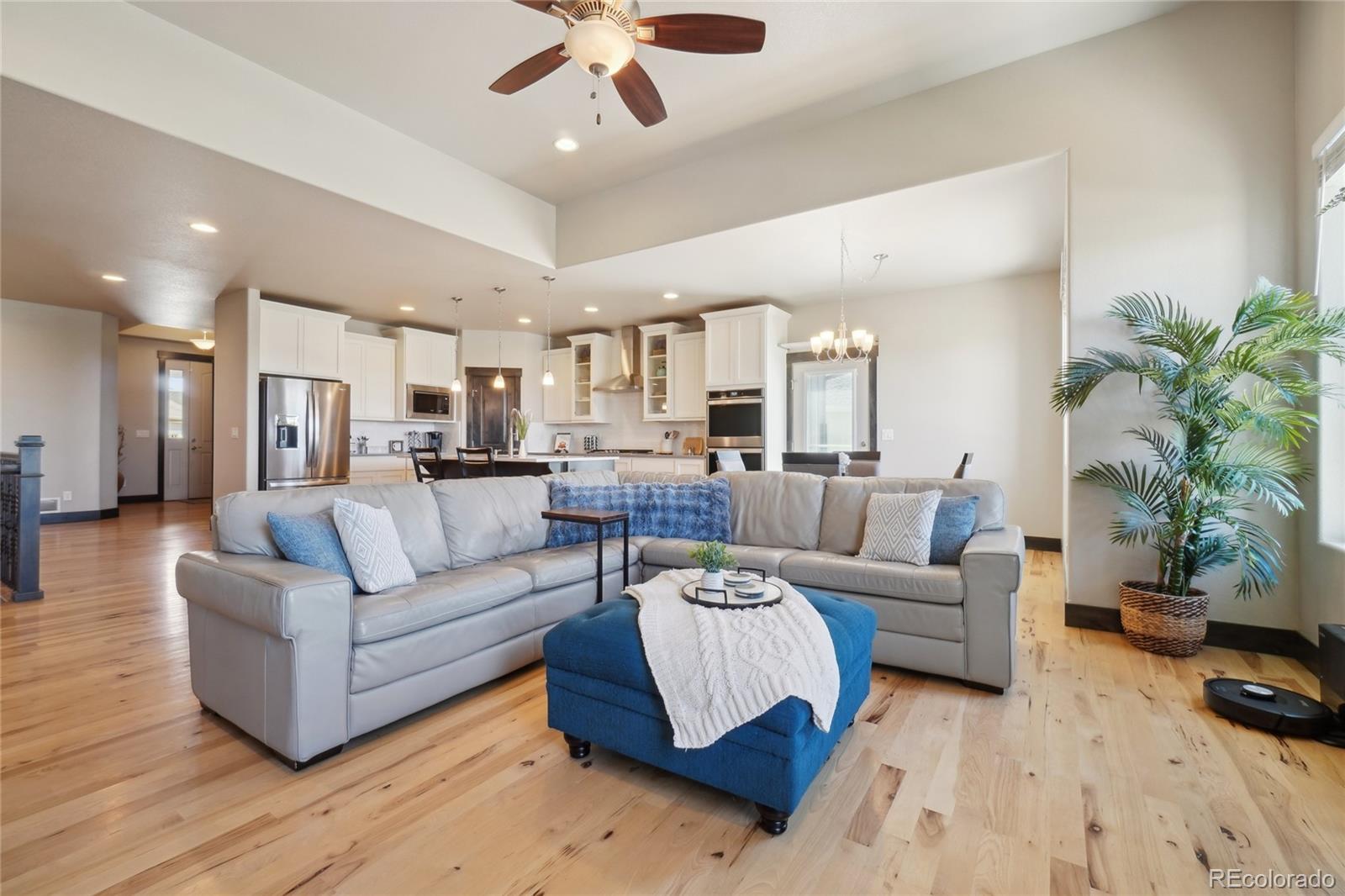 MLS Image #4 for 1893  holloway drive,windsor, Colorado