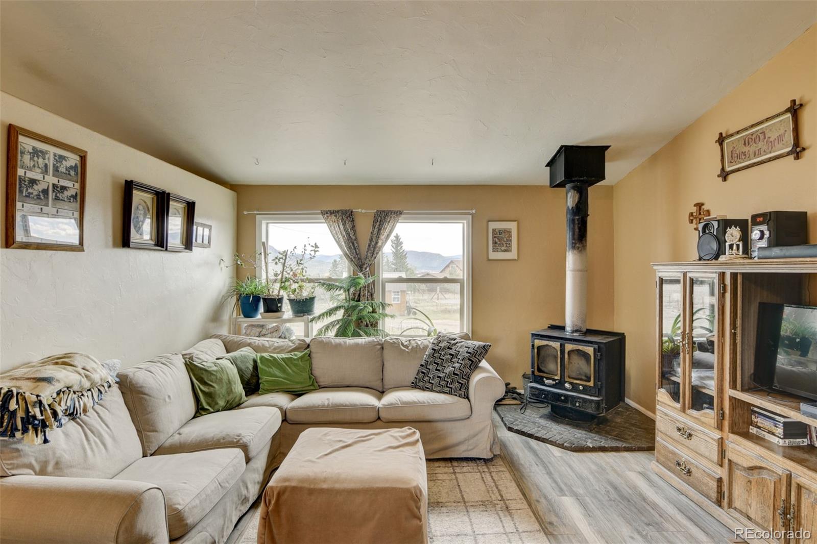 MLS Image #15 for 15980  county road 306 ,buena vista, Colorado