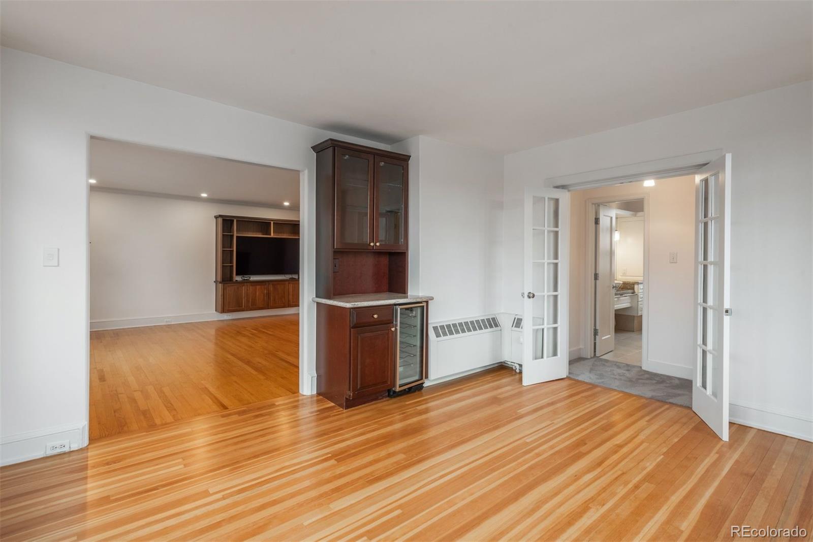 MLS Image #15 for 844 n humboldt street 5,denver, Colorado