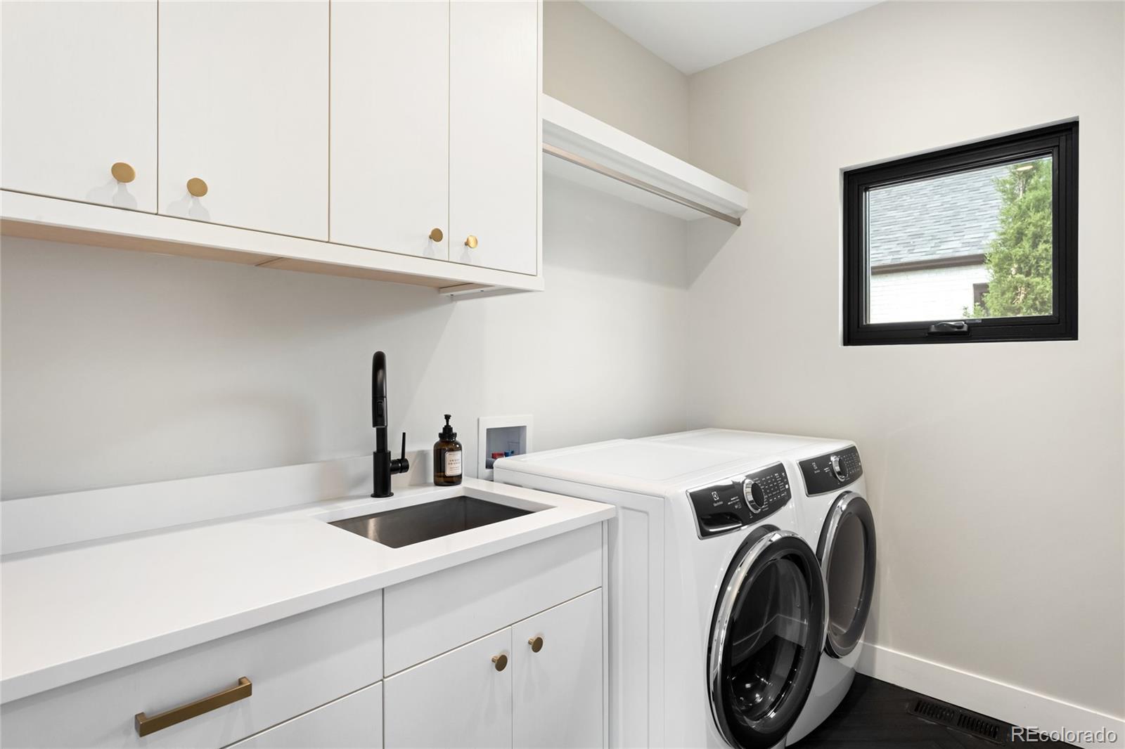 MLS Image #48 for 1462 s vine street,denver, Colorado