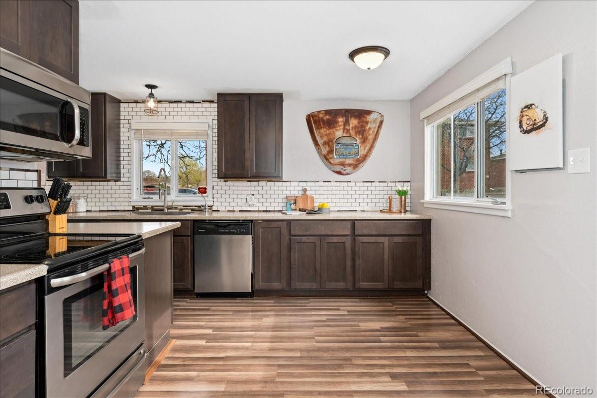 MLS Image #10 for 701  emporia street,aurora, Colorado