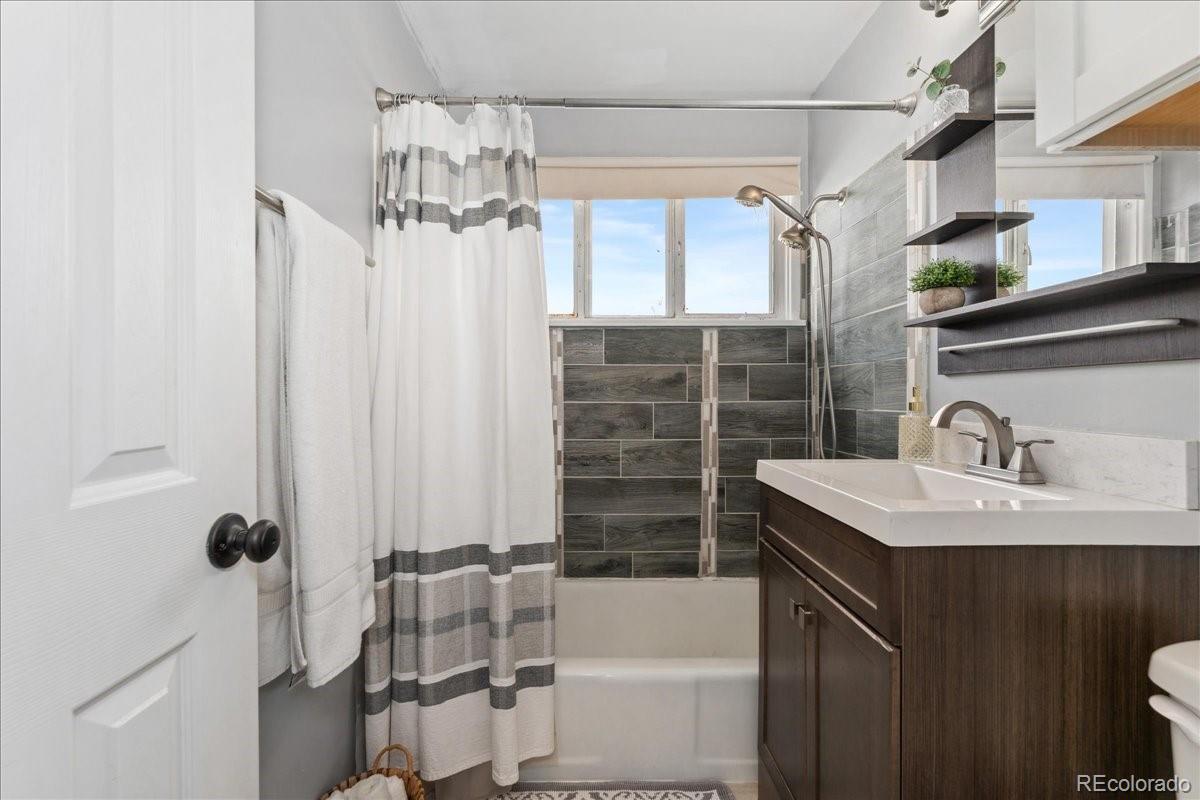 MLS Image #13 for 701  emporia street,aurora, Colorado