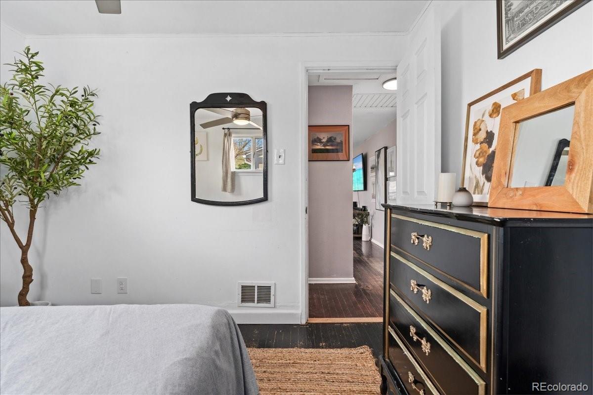 MLS Image #15 for 701  emporia street,aurora, Colorado