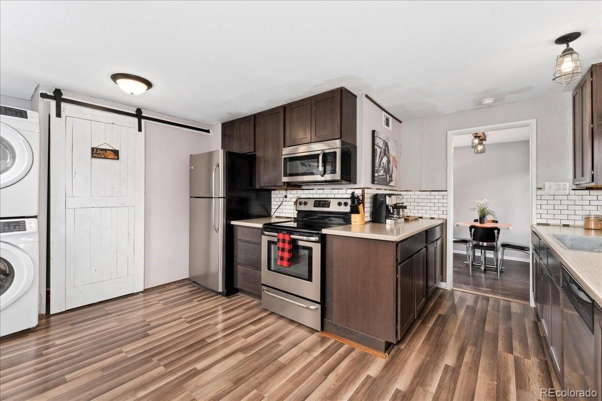 MLS Image #9 for 701  emporia street,aurora, Colorado