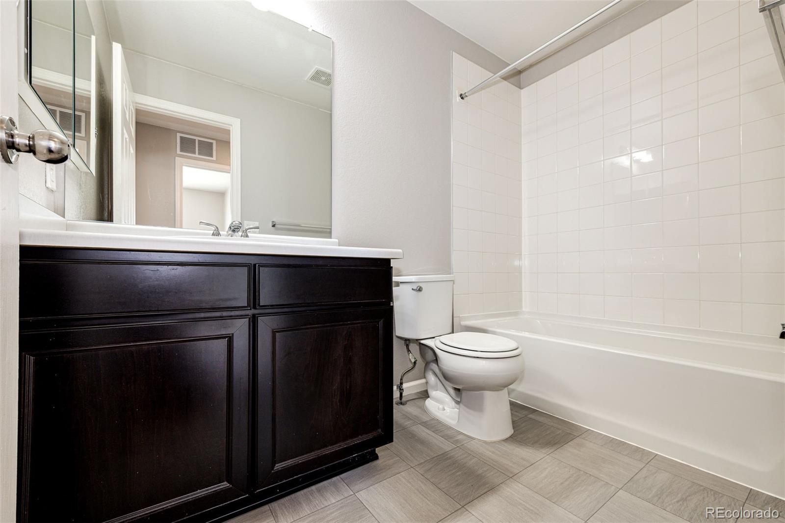 MLS Image #22 for 16075 e elk place,denver, Colorado