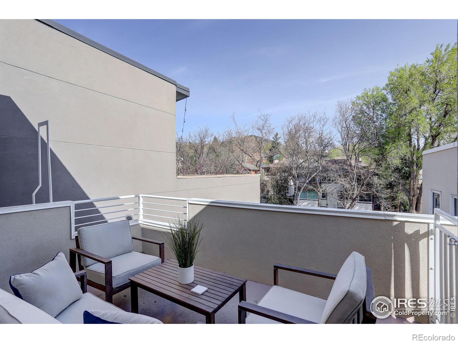 MLS Image #11 for 726  pearl street,boulder, Colorado