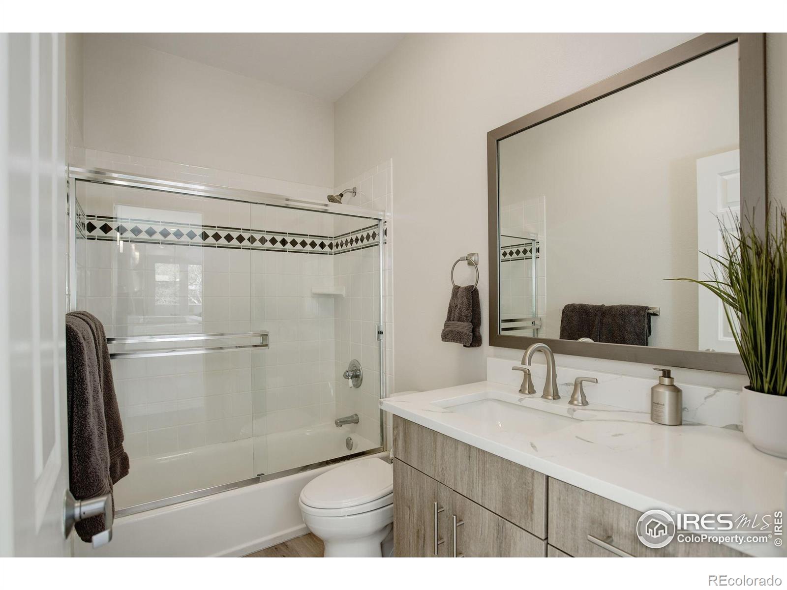MLS Image #21 for 726  pearl street,boulder, Colorado