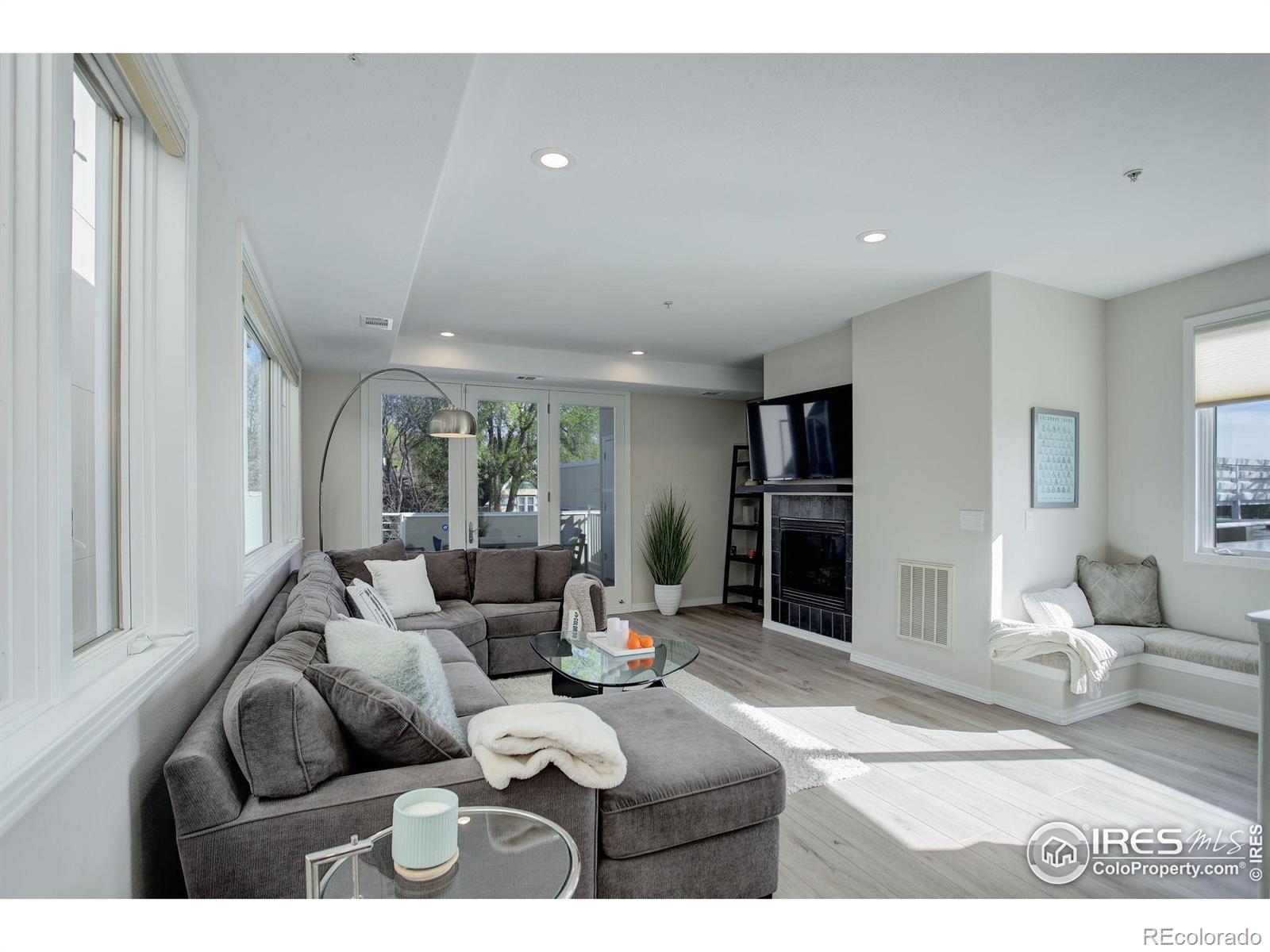 MLS Image #4 for 726  pearl street,boulder, Colorado
