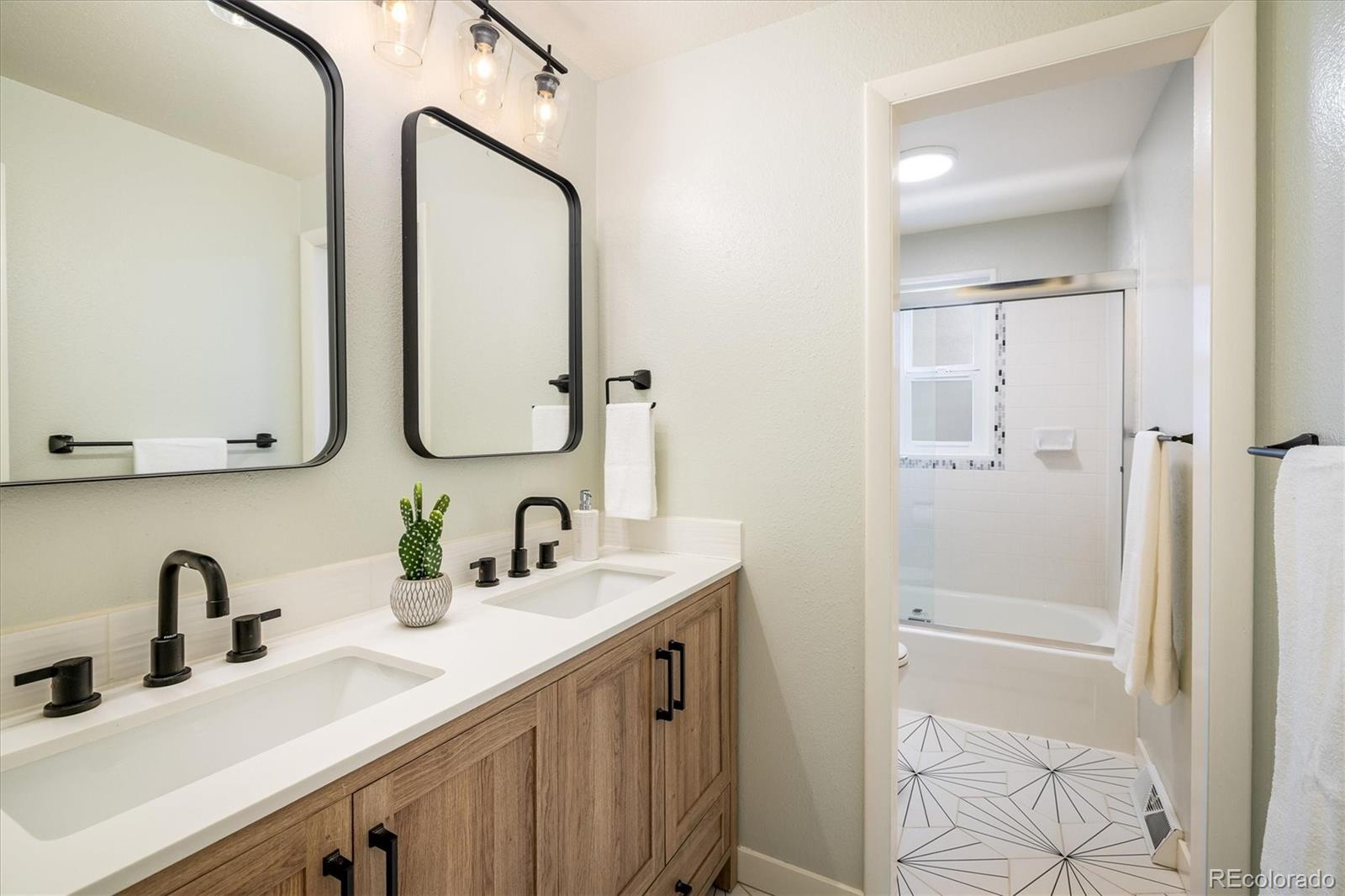 MLS Image #20 for 740  lotus way,broomfield, Colorado