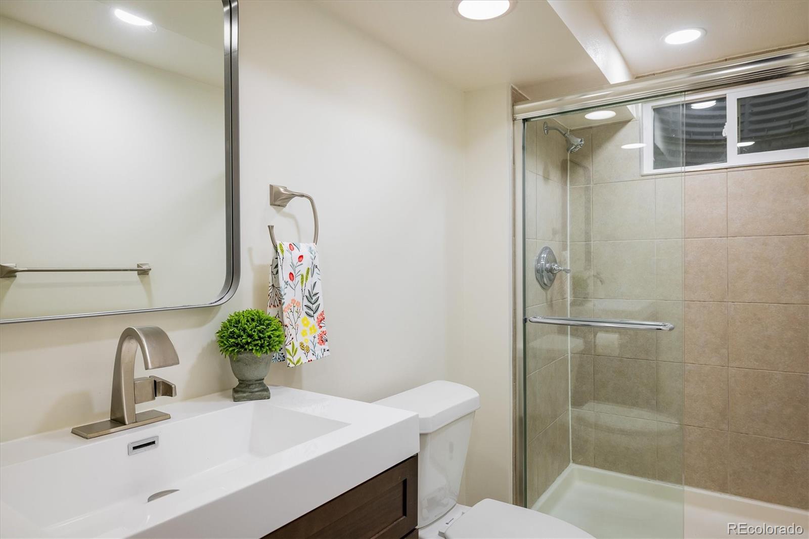 MLS Image #26 for 740  lotus way,broomfield, Colorado