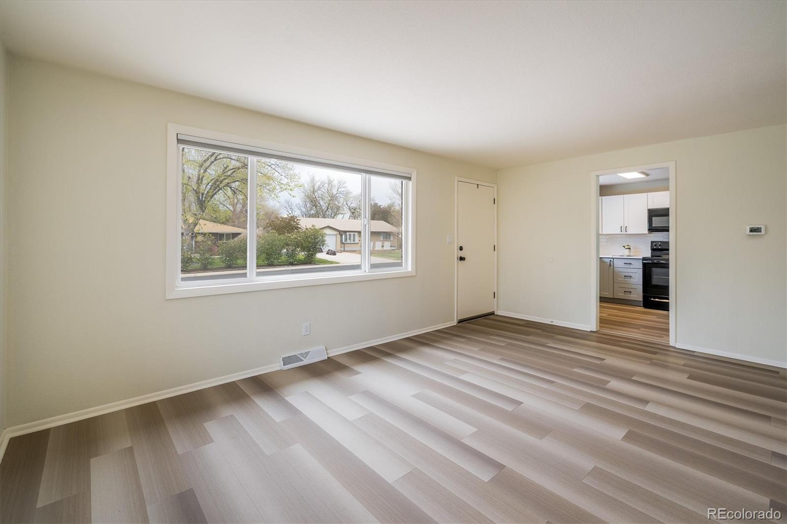 MLS Image #3 for 740  lotus way,broomfield, Colorado