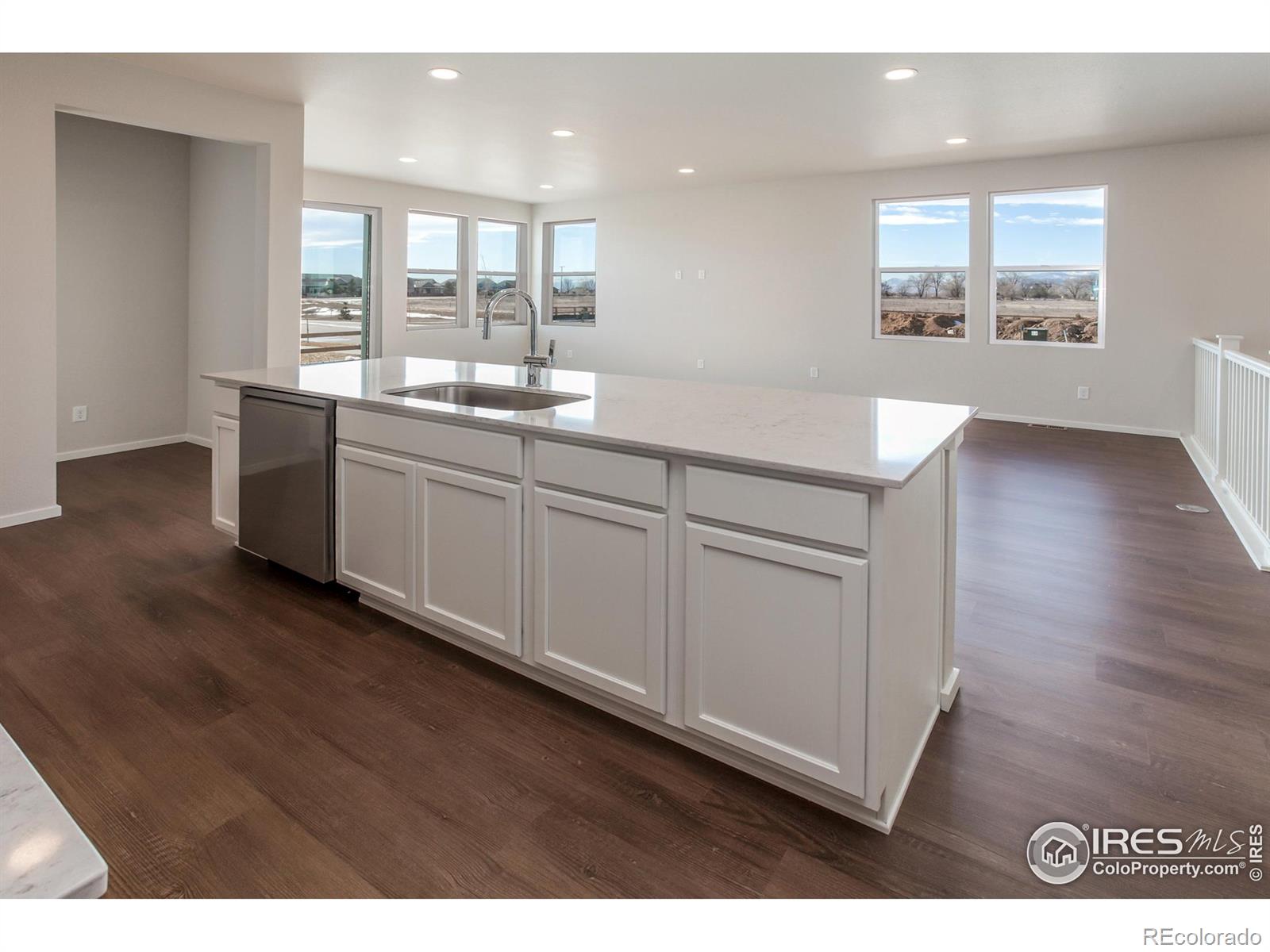 MLS Image #14 for 6039  red barn road,timnath, Colorado