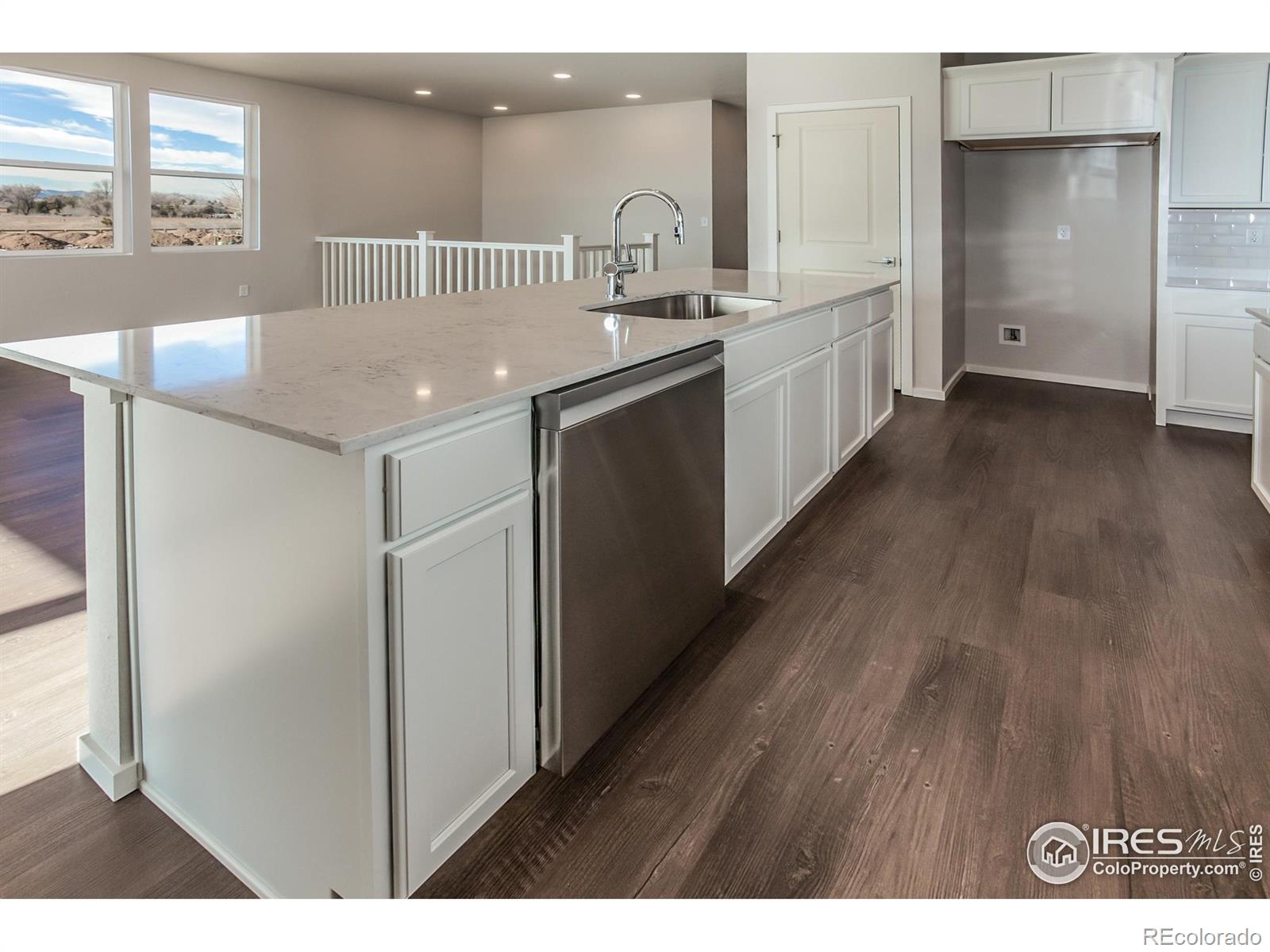 MLS Image #16 for 6039  red barn road,timnath, Colorado