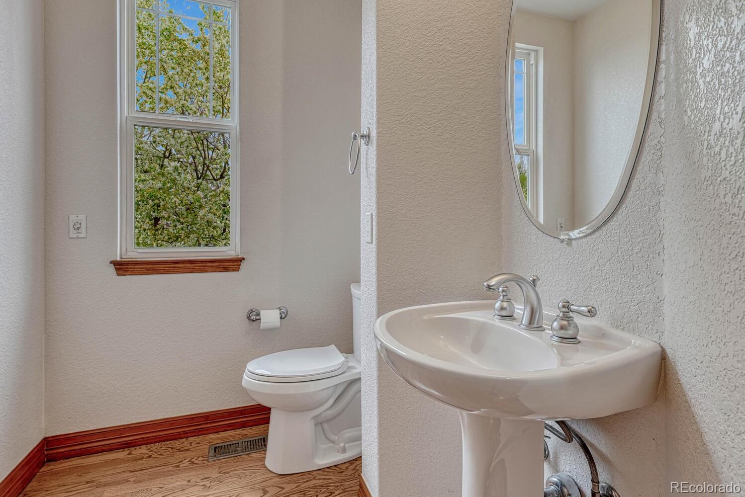 MLS Image #14 for 6556 s versailles court,aurora, Colorado
