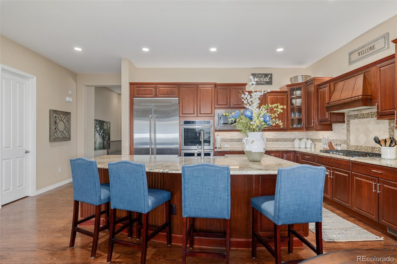 MLS Image #5 for 10698  mountaingate court,littleton, Colorado