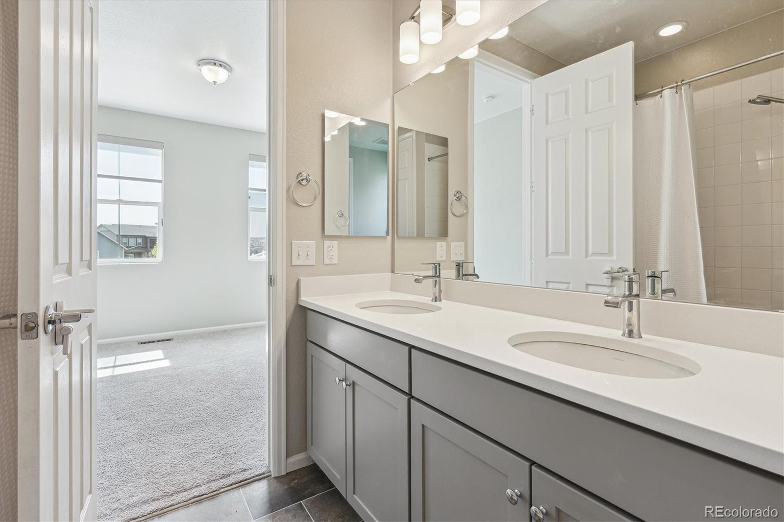 MLS Image #18 for 27397 e costilla drive,aurora, Colorado
