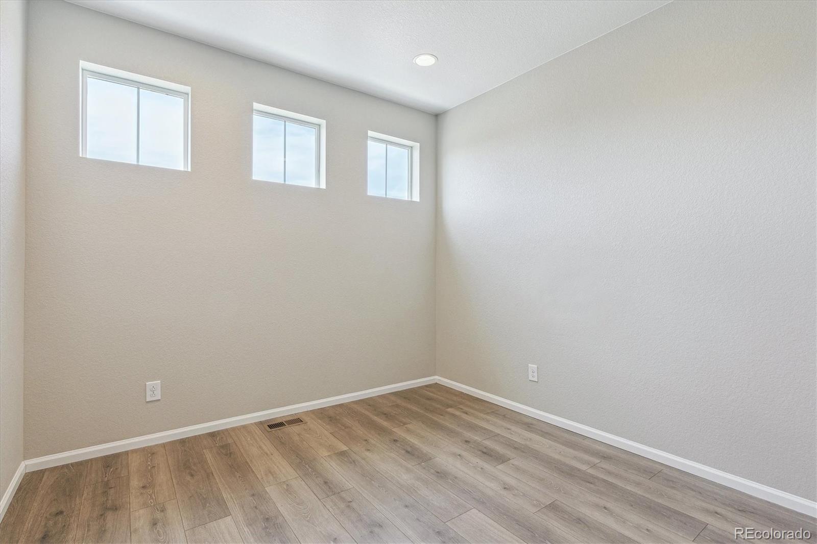 MLS Image #23 for 27397 e costilla drive,aurora, Colorado