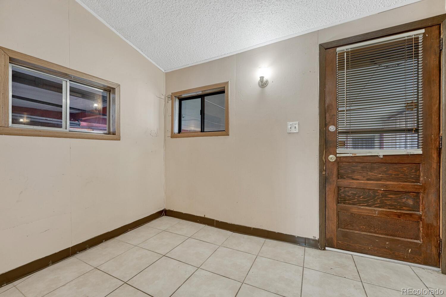 MLS Image #15 for 2421 w 38th avenue,denver, Colorado