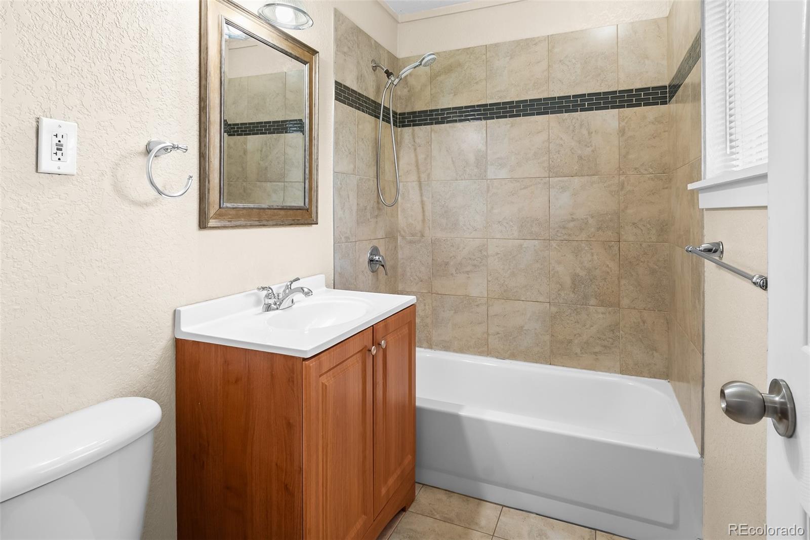 MLS Image #4 for 8487 w 62nd place,arvada, Colorado