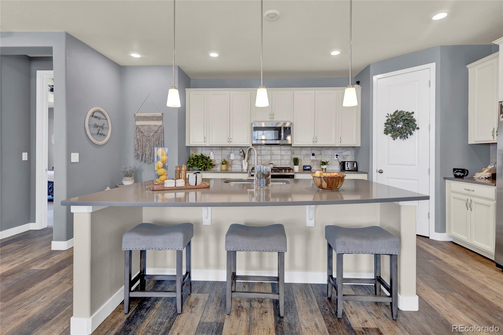 MLS Image #6 for 8248 s yantley court,aurora, Colorado