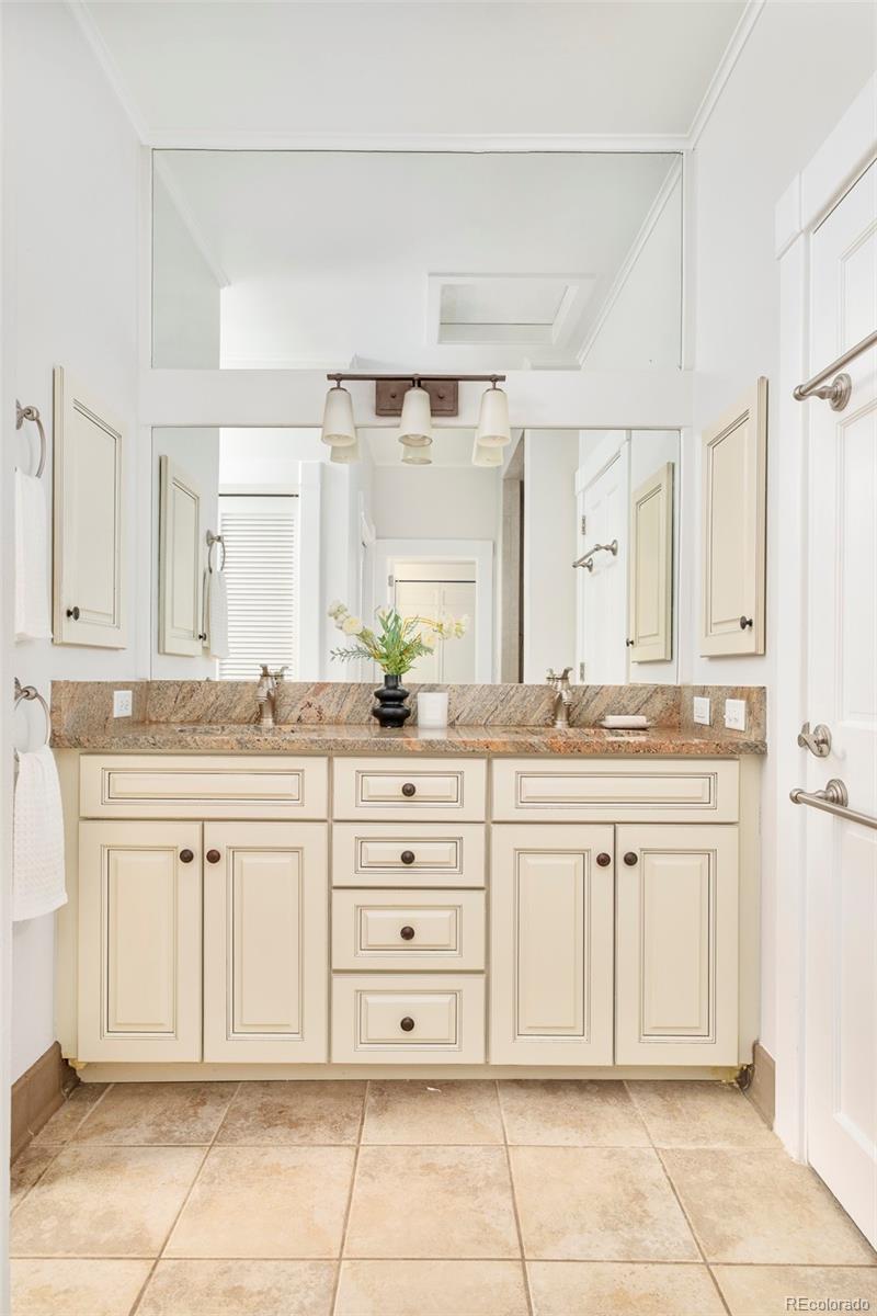 MLS Image #22 for 730  cook street,denver, Colorado