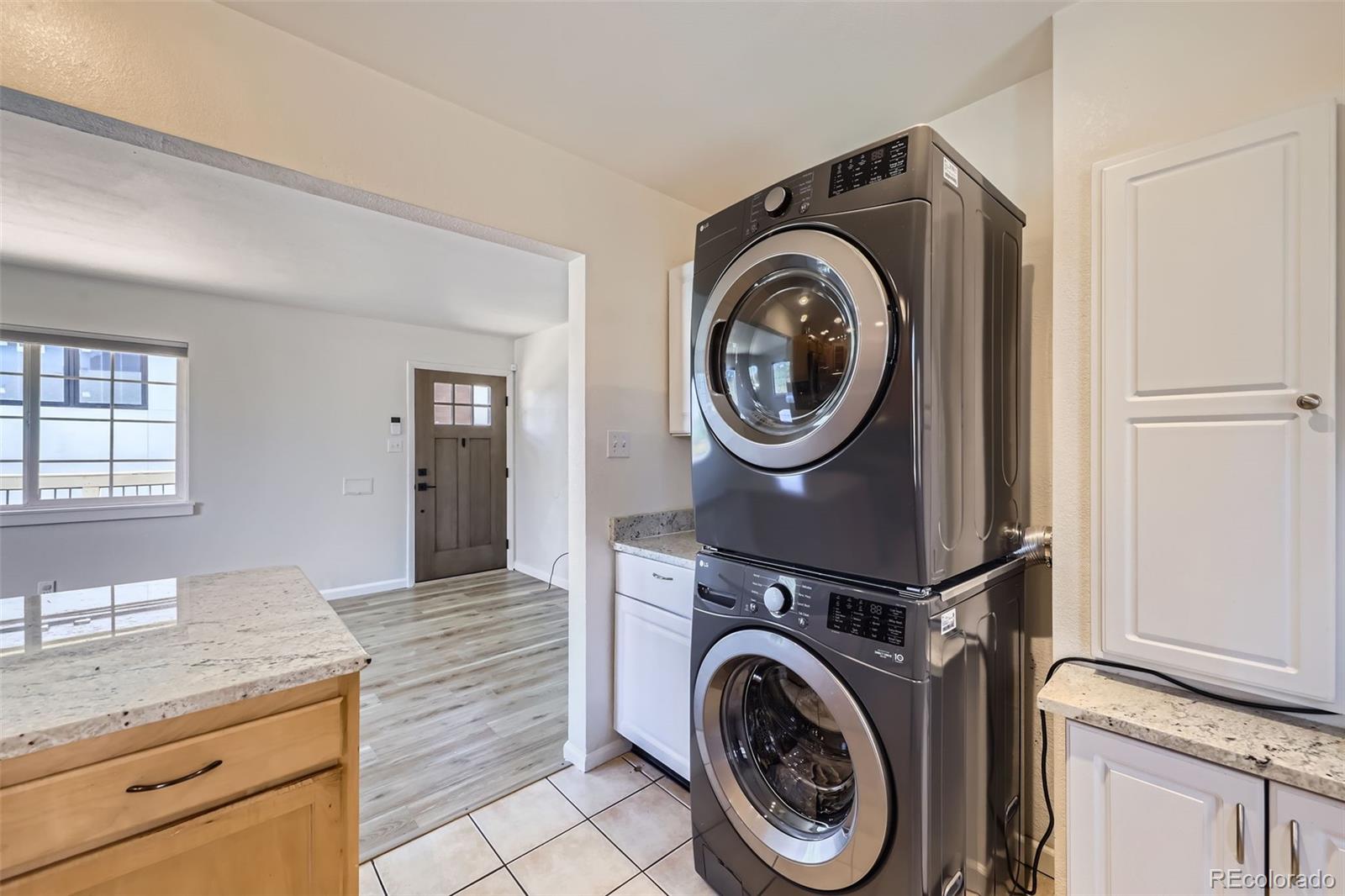 MLS Image #18 for 951  tennyson street,denver, Colorado