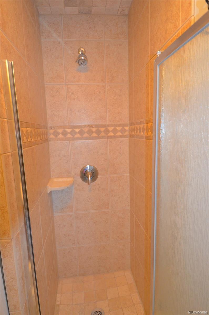 MLS Image #14 for 107  peaks view court,blue river, Colorado